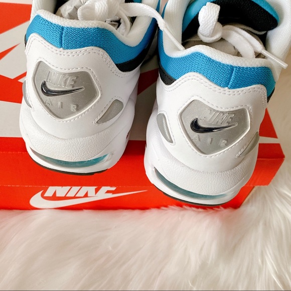 Nike Air Max 2 Light Sneaker - Unisex - Picture 5 of 7